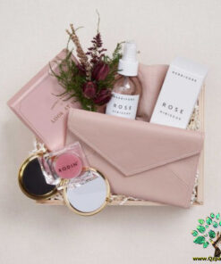 در صورتی که عکس کالای باکس هدیه bg42 نمایش داده نشد با تیم پشتیبانی هماهنگ کنید.