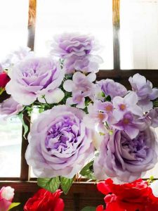 گل مصنوعی به صورت کلی و جزئی ارسال به سراسر ایران معرفی گلهای پارچه و پلاستیکی